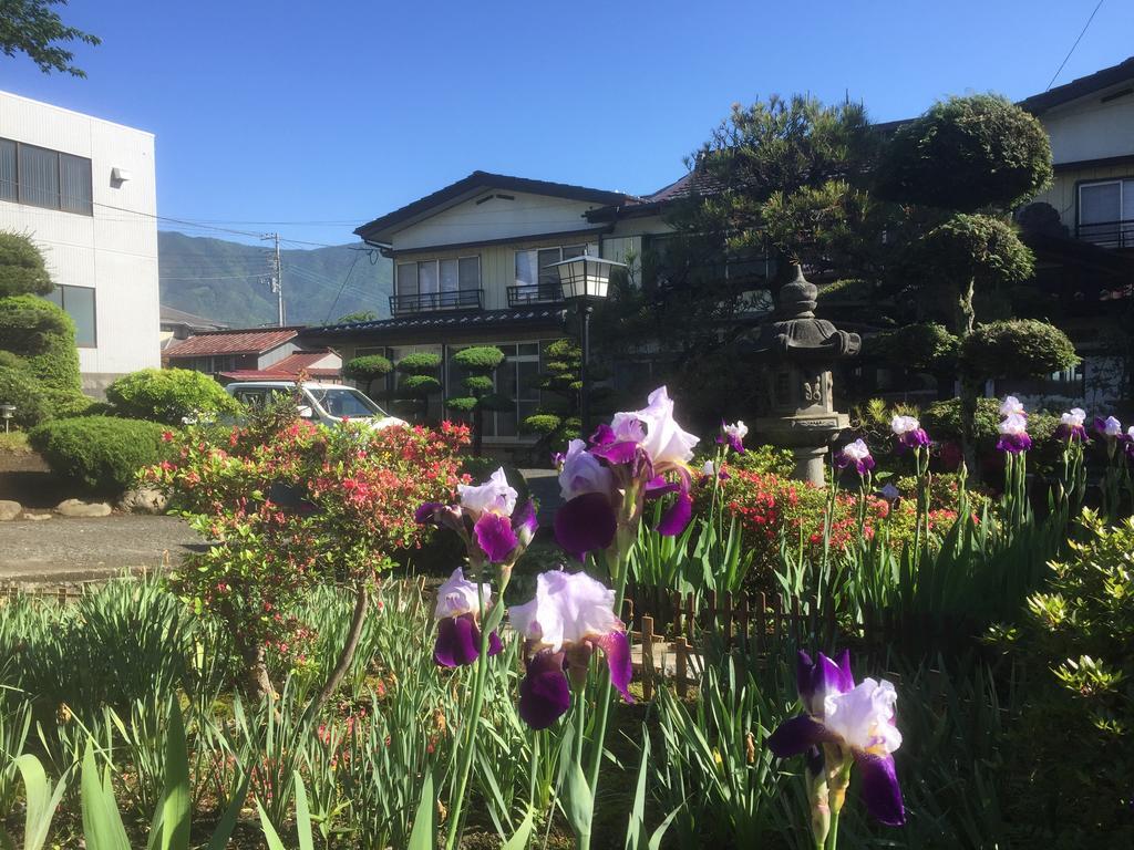 Minshuku Fugakuso Fujikawaguchiko Exterior foto